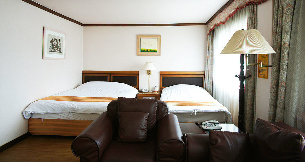 Benikea Hotel Marina Jeju Extérieur photo