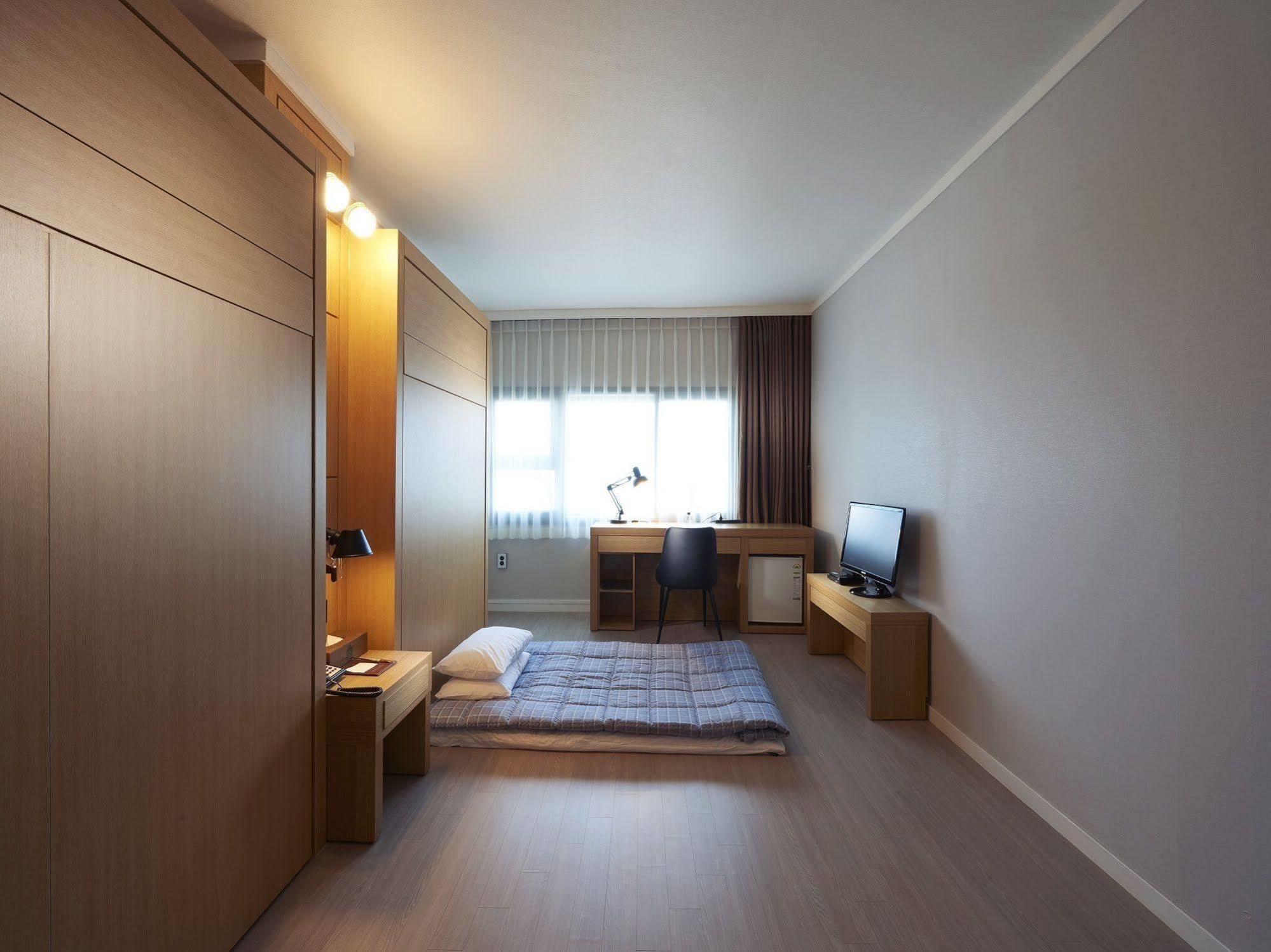 Benikea Hotel Marina Jeju Extérieur photo